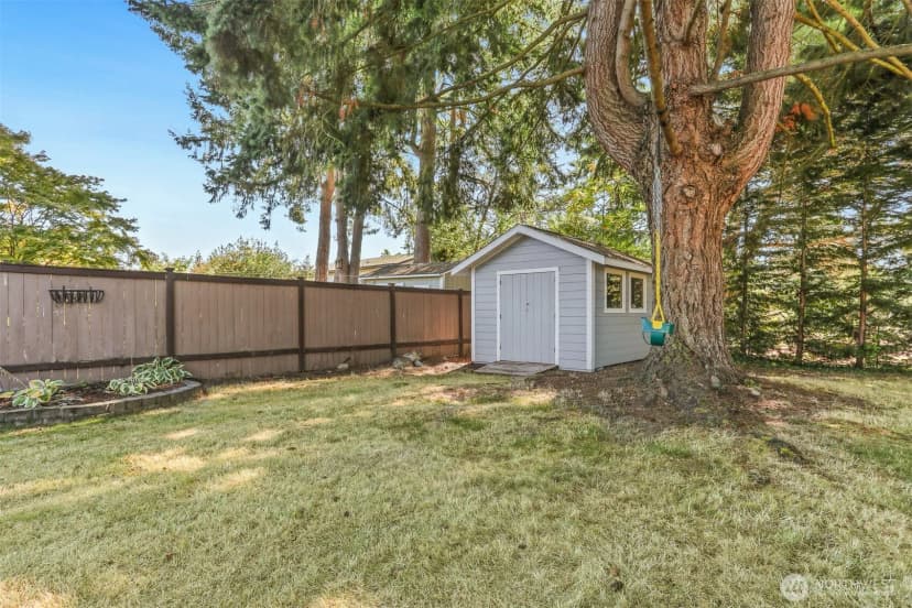 Property photo for 8514 Madrona Lane, Edmonds photo 34