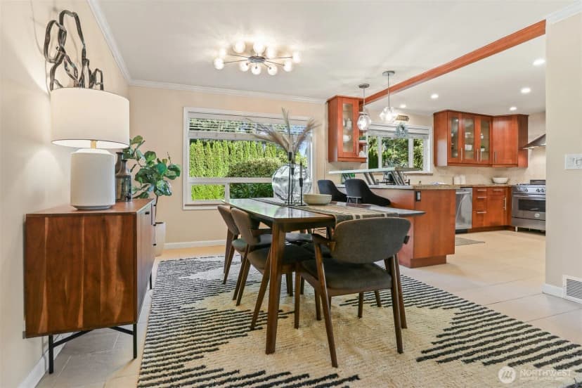 Property photo for 8514 Madrona Lane, Edmonds photo 8