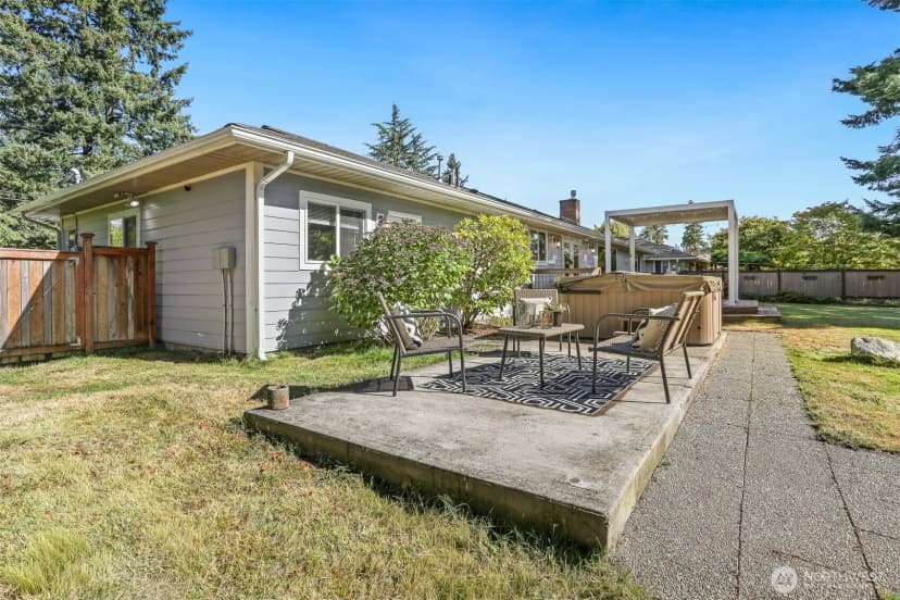 Property photo for 8514 Madrona Lane, Edmonds photo 37