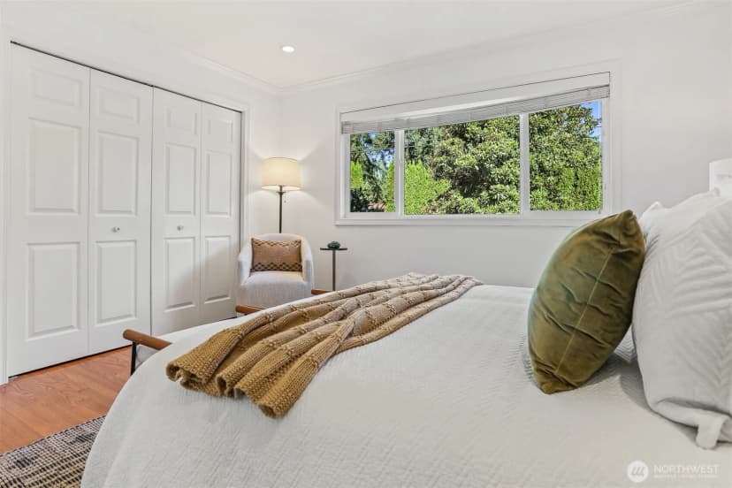 Property photo for 8514 Madrona Lane, Edmonds photo 23