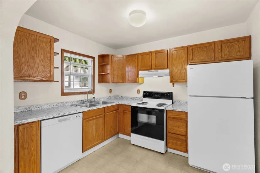 Property photo for 633 E Arcadia Street, Shelton photo 11