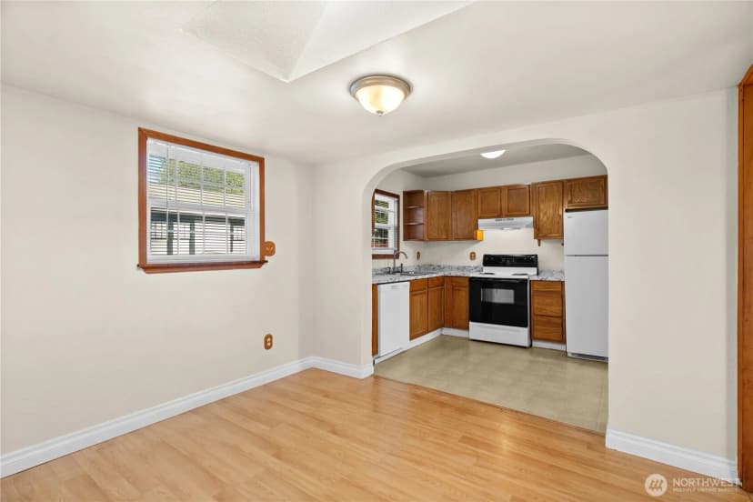 Property photo for 633 E Arcadia Street, Shelton photo 9