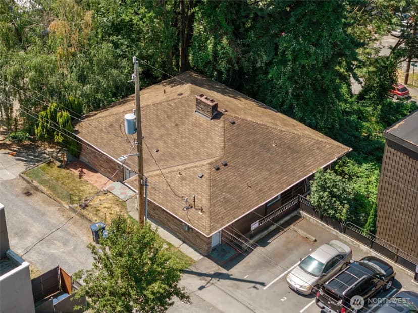 Property photo for 1306 S Bayview Street, Seattle photo 6