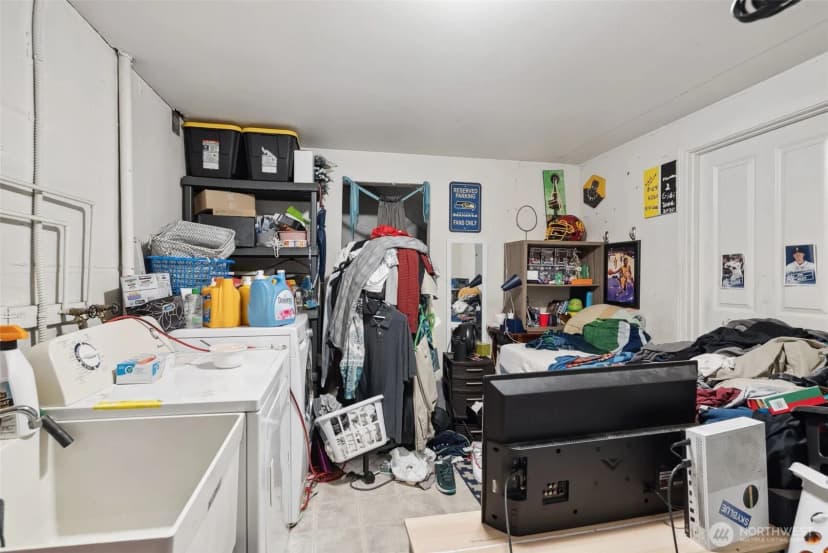 Property photo for 1306 S Bayview Street, Seattle photo 9