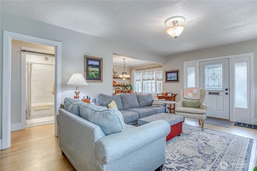 Property photo for 204 N Emerson Avenue, Wenatchee photo 8