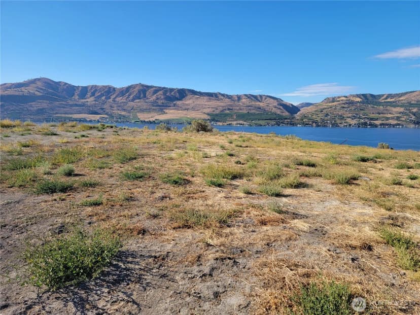 Property photo for 211 Viewland Way, Chelan photo 8