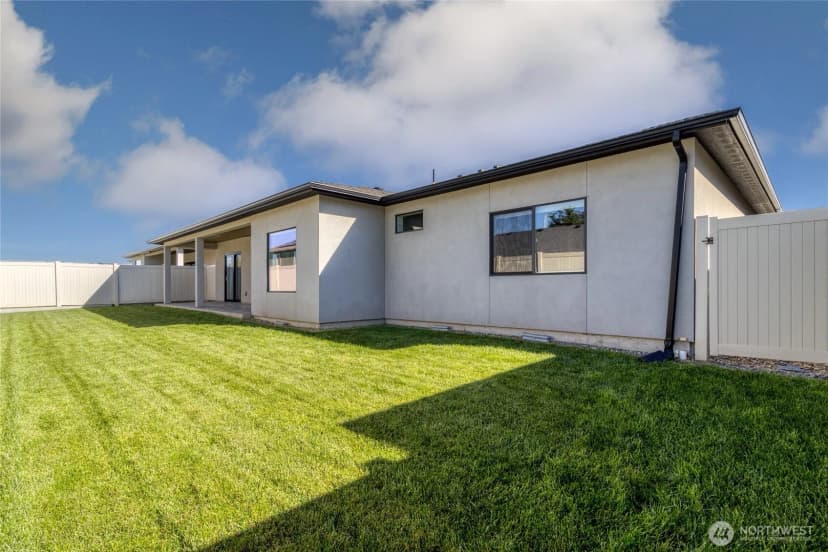 Property photo for 35 Ne Alpine Drive, College Place photo 33