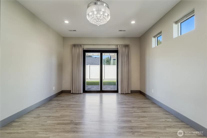 Property photo for 35 Ne Alpine Drive, College Place photo 15
