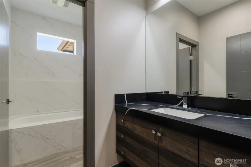 Property photo for 35 Ne Alpine Drive, College Place photo 27