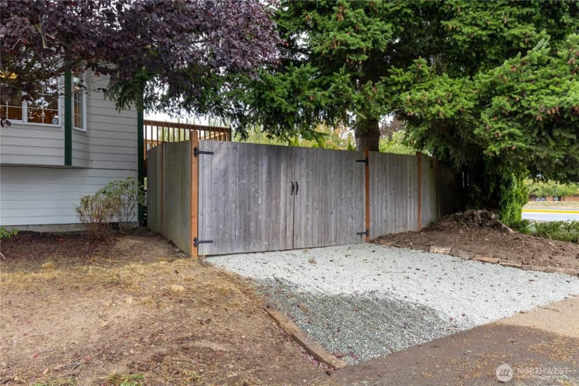 Property photo for 30634 115th Court Se, Auburn photo 27