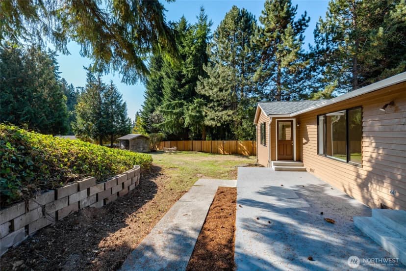 Property photo for 18428 146th Avenue Ne, Woodinville photo 30