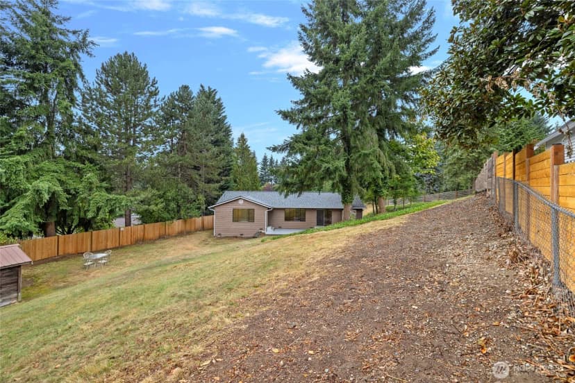Property photo for 18428 146th Avenue Ne, Woodinville photo 35