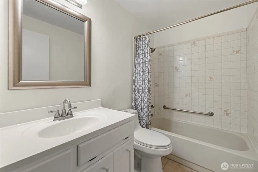 Property photo for 18428 146th Avenue Ne, Woodinville photo 24