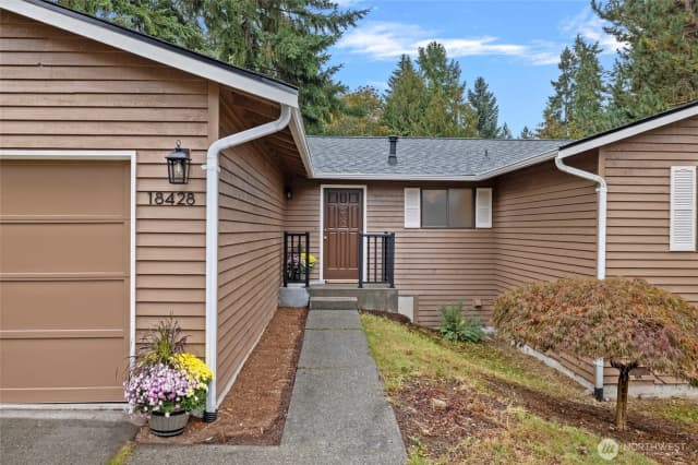 Property photo for 18428 146th Avenue Ne, Woodinville photo 4