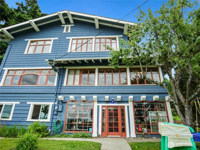 Property photo for 215 N Forest Street, Bellingham photo 4