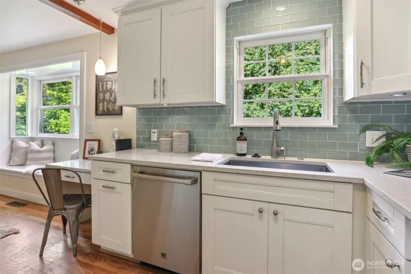 Property photo for 10718 12th Avenue Nw, Seattle photo 12