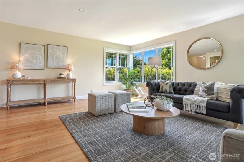 Property photo for 10718 12th Avenue Nw, Seattle photo 6