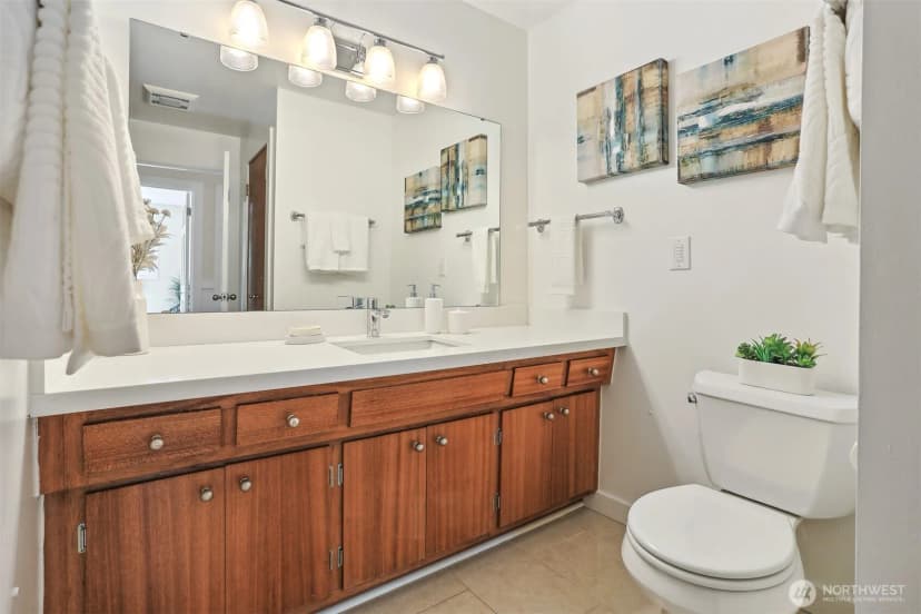 Property photo for 10718 12th Avenue Nw, Seattle photo 20