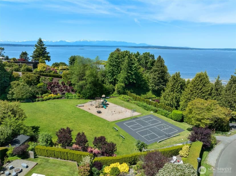 Property photo for 10718 12th Avenue Nw, Seattle photo 36