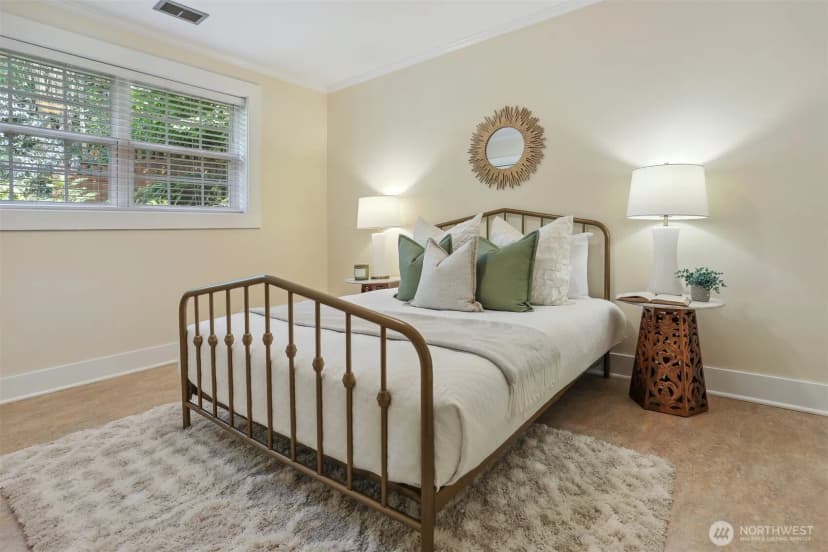 Property photo for 10718 12th Avenue Nw, Seattle photo 19