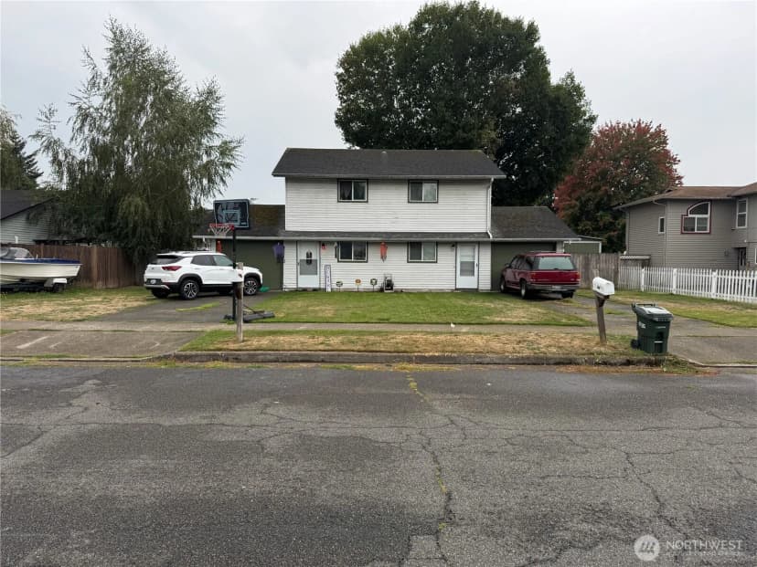 Property photo for 1224 1226 12th Avenue Nw, Puyallup photo 18