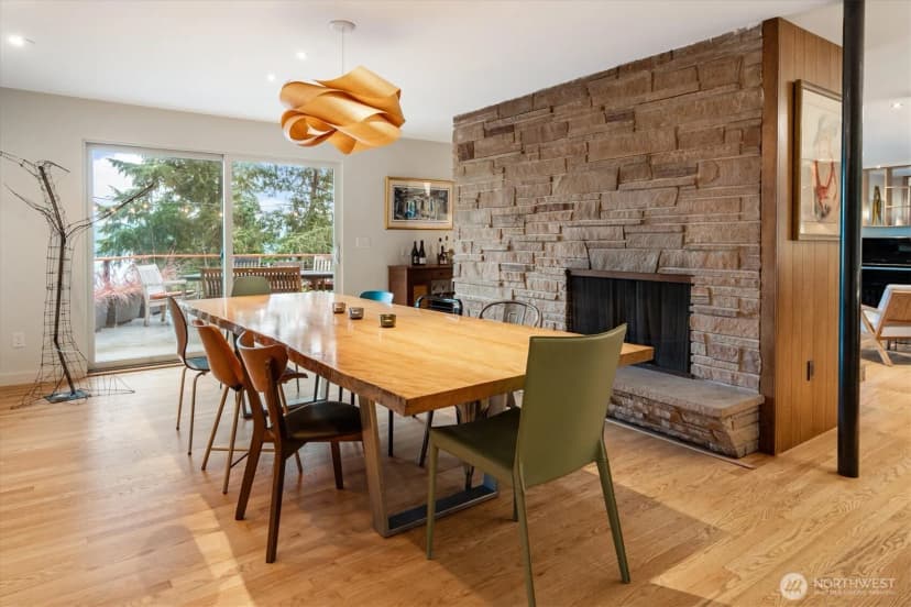 Property photo for 13558 41st Avenue Ne, Seattle photo 15