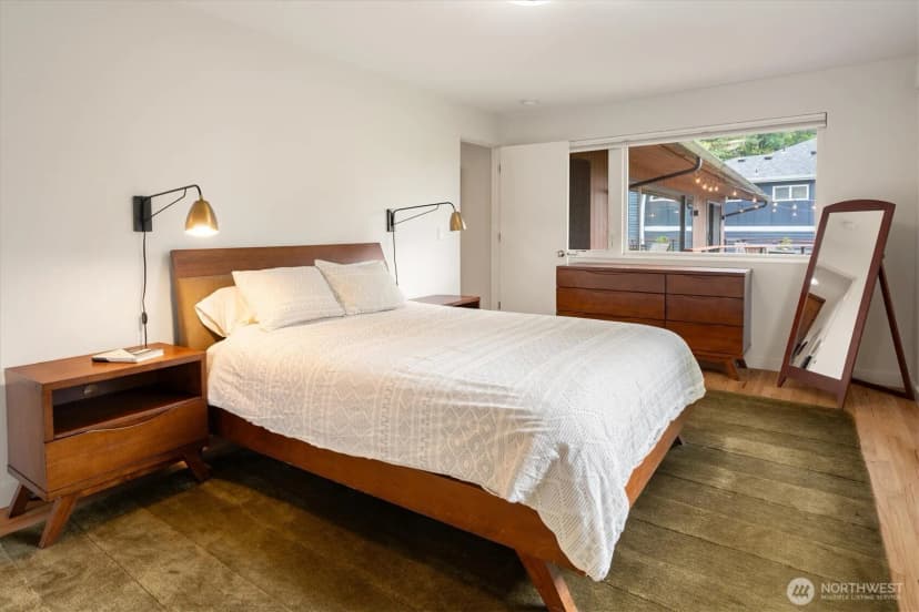Property photo for 13558 41st Avenue Ne, Seattle photo 18