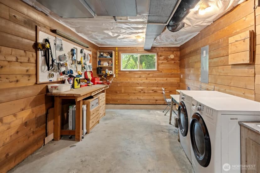 Property photo for 13558 41st Avenue Ne, Seattle photo 32