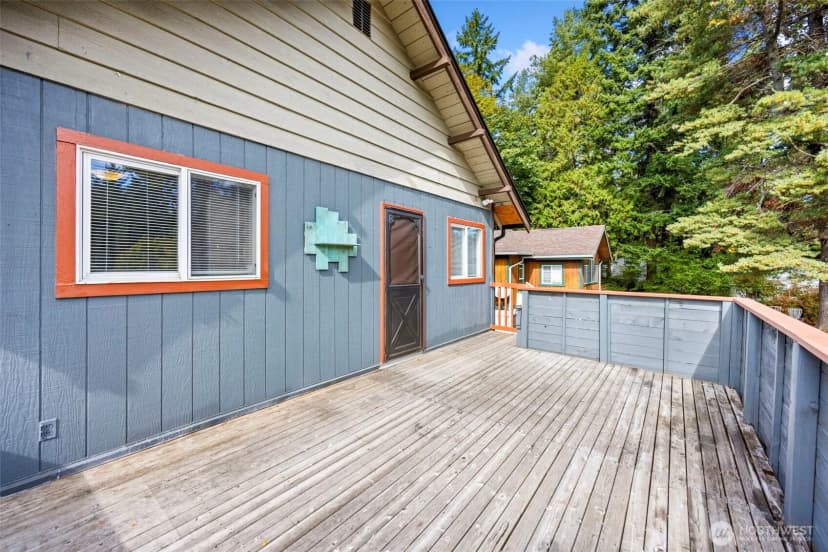 Property photo for 316 Charlotte Avenue W, Bremerton photo 17