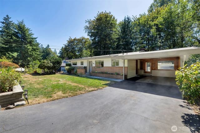Property photo for 1515 Ne 106th Street, Seattle