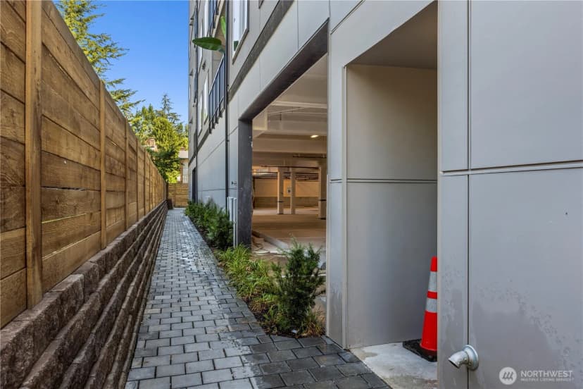 Property photo for 2152 N 185th Street, Shoreline photo 4