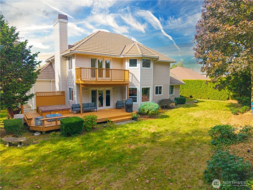 Property photo for 107 Springview Drive, Lynden photo 2