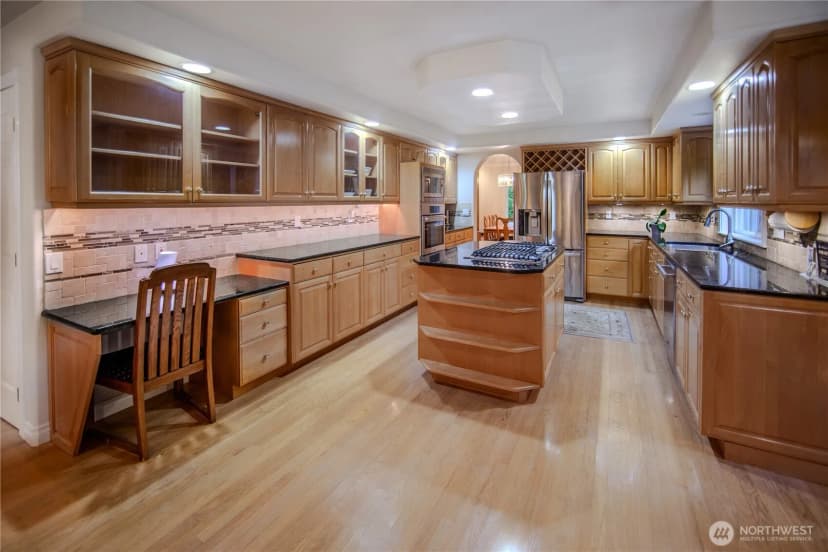 Property photo for 107 Springview Drive, Lynden photo 5