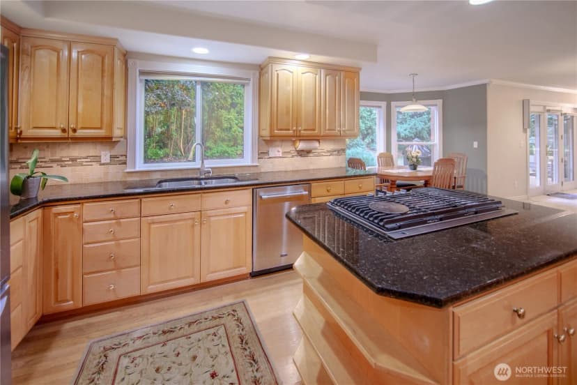 Property photo for 107 Springview Drive, Lynden photo 6