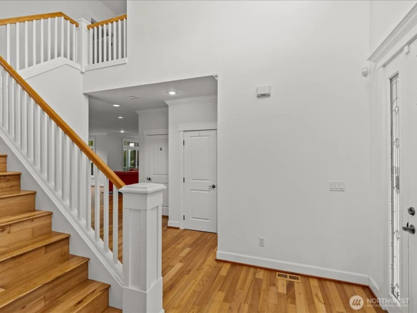 Property photo for 2626 Williams Avenue N, Renton photo 16