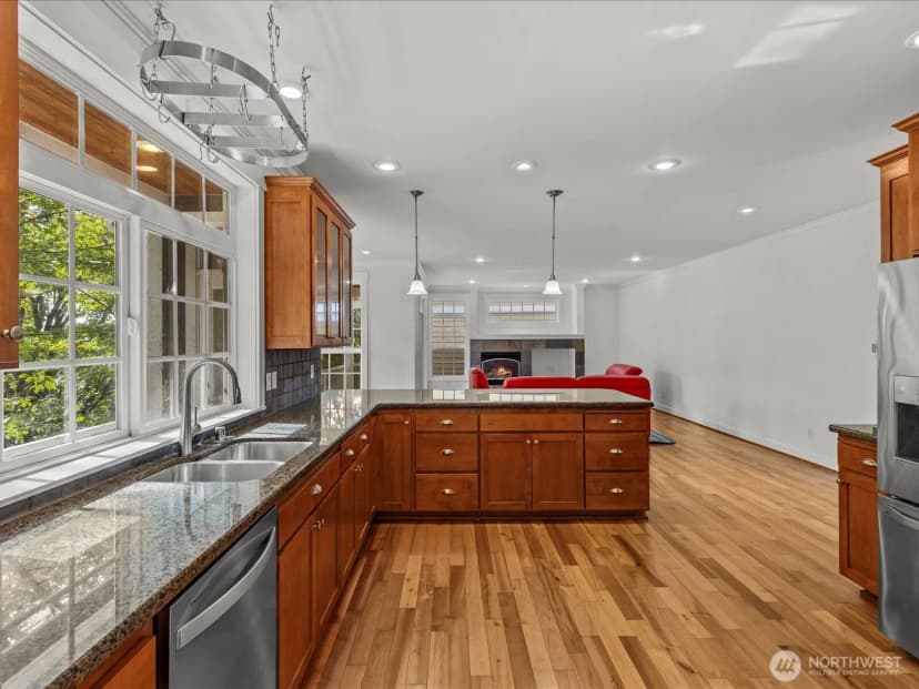 Property photo for 2626 Williams Avenue N, Renton photo 8
