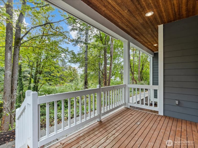 Property photo for 2626 Williams Avenue N, Renton photo 37