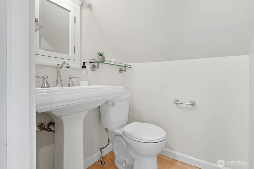 Property photo for 4119 38th Avenue S, Seattle photo 27