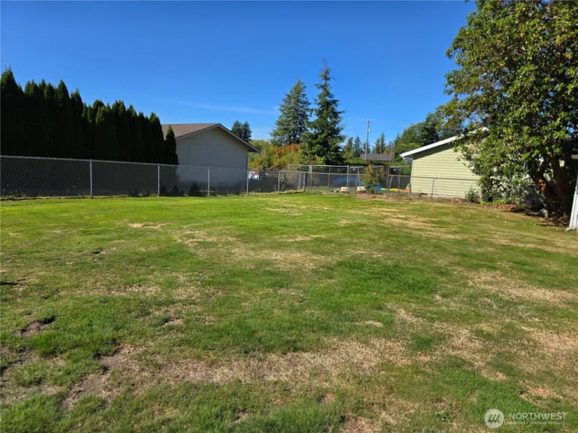 Property photo for 711 F Street, Forks photo 23
