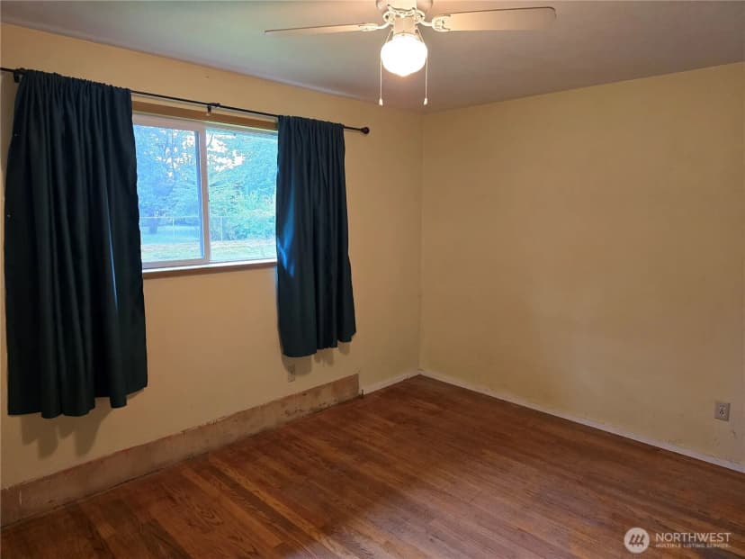 Property photo for 711 F Street, Forks photo 15