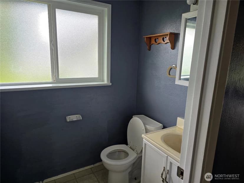 Property photo for 711 F Street, Forks photo 7