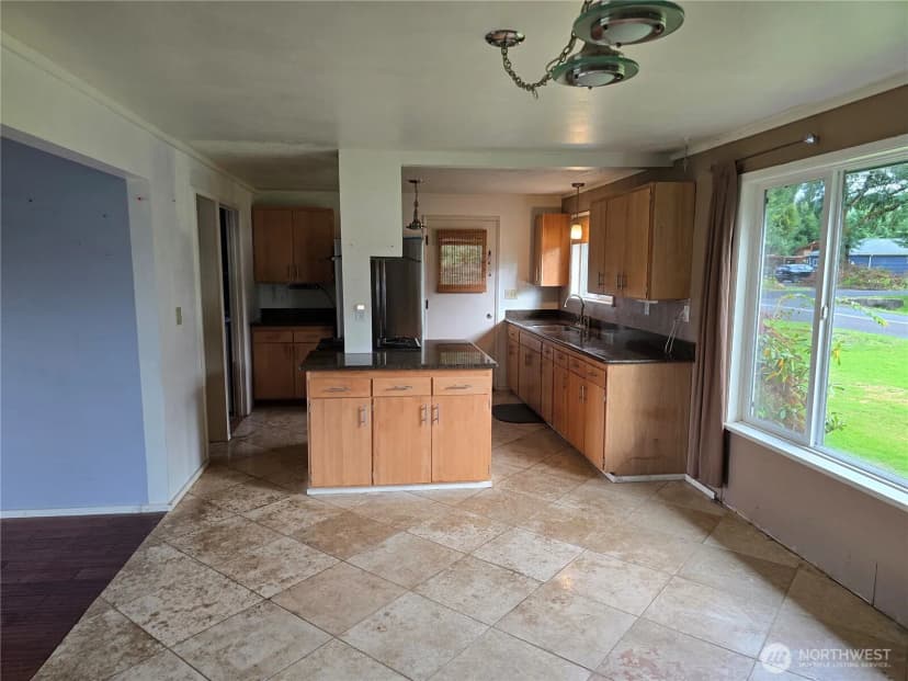 Property photo for 711 F Street, Forks photo 11