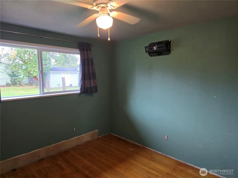 Property photo for 711 F Street, Forks photo 14