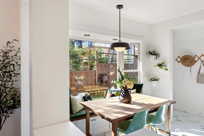 Property photo for 3411 20th Avenue S, Seattle photo 11