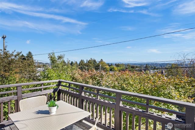 Property photo for 3411 20th Avenue S, Seattle photo 3