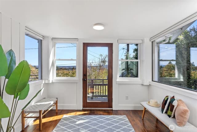 Property photo for 3411 20th Avenue S, Seattle photo 5