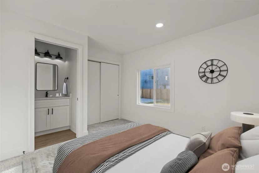 Property photo for 417 N Anacortes Street, Burlington photo 13