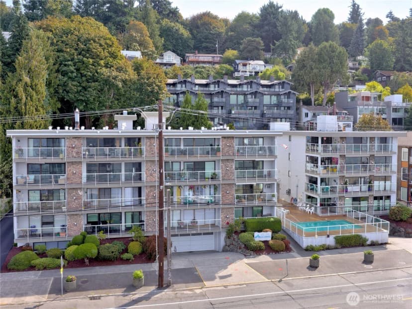 Property photo for 2104 Alki Avenue Sw #205, Seattle photo 32