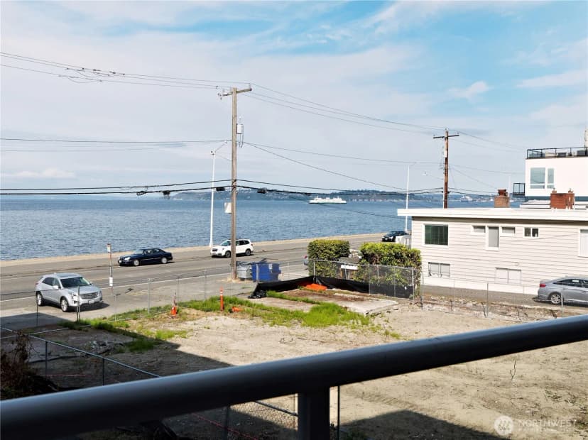 Property photo for 2104 Alki Avenue Sw #205, Seattle photo 14