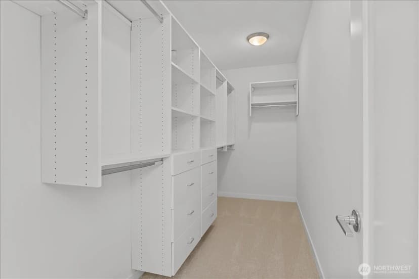 Property photo for 2705 47th Avenue Sw, Seattle photo 22